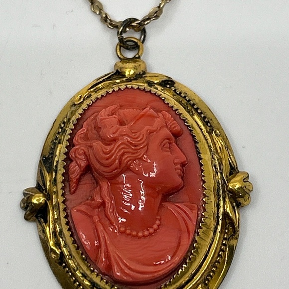 1/20 12k Gold Filled 18” Chain Necklace Coro Sterling Cameo Pendant Red Vintage - Picture 10 of 12